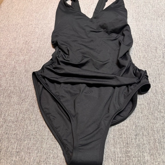 Island Goddess Soft Strap Over the Shoulder One Piece, Size 4 - Picture 2 of 8